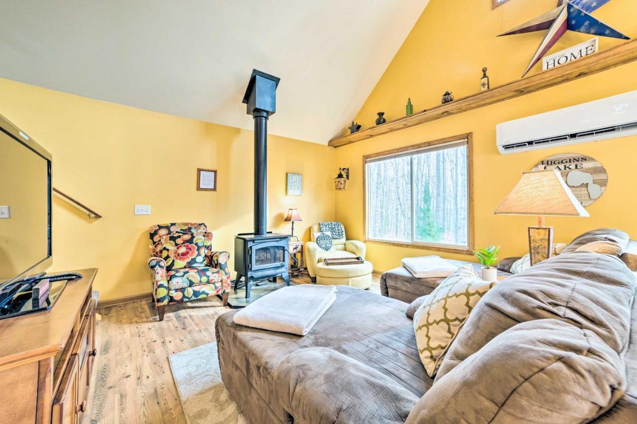 Higgins Lake Retreat - Hike, Swim, Relax! Roscommon Exterior photo